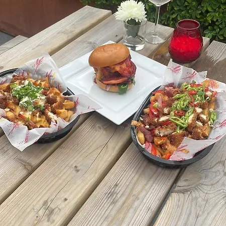 Danny's Bar Restaurant &