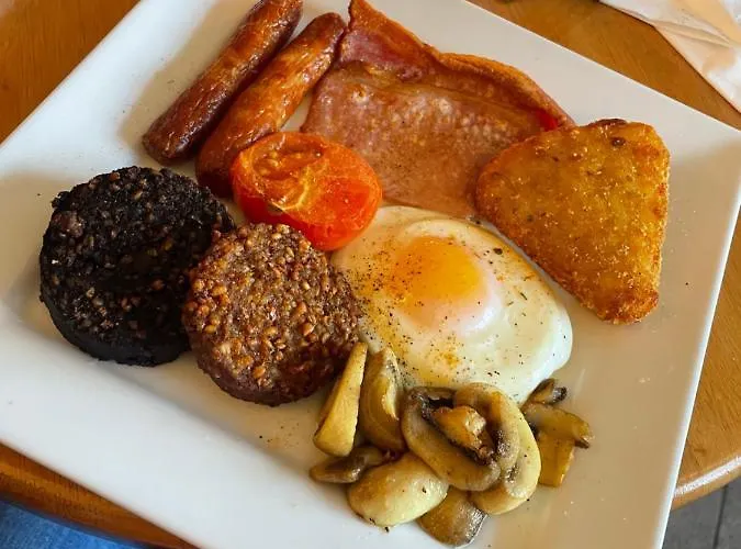 캡슐호텔 Danny's Bar & County Clare Broadford (Clare)