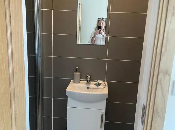 Danny's Bar & County Clare * Broadford (Clare)