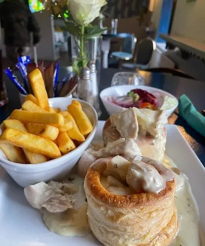 Capsule hotel Danny's Bar & County Clare Broadford (Clare)