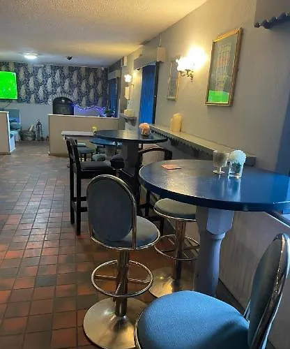 Kapselhotell Danny's Bar & County Clare Broadford (Clare)